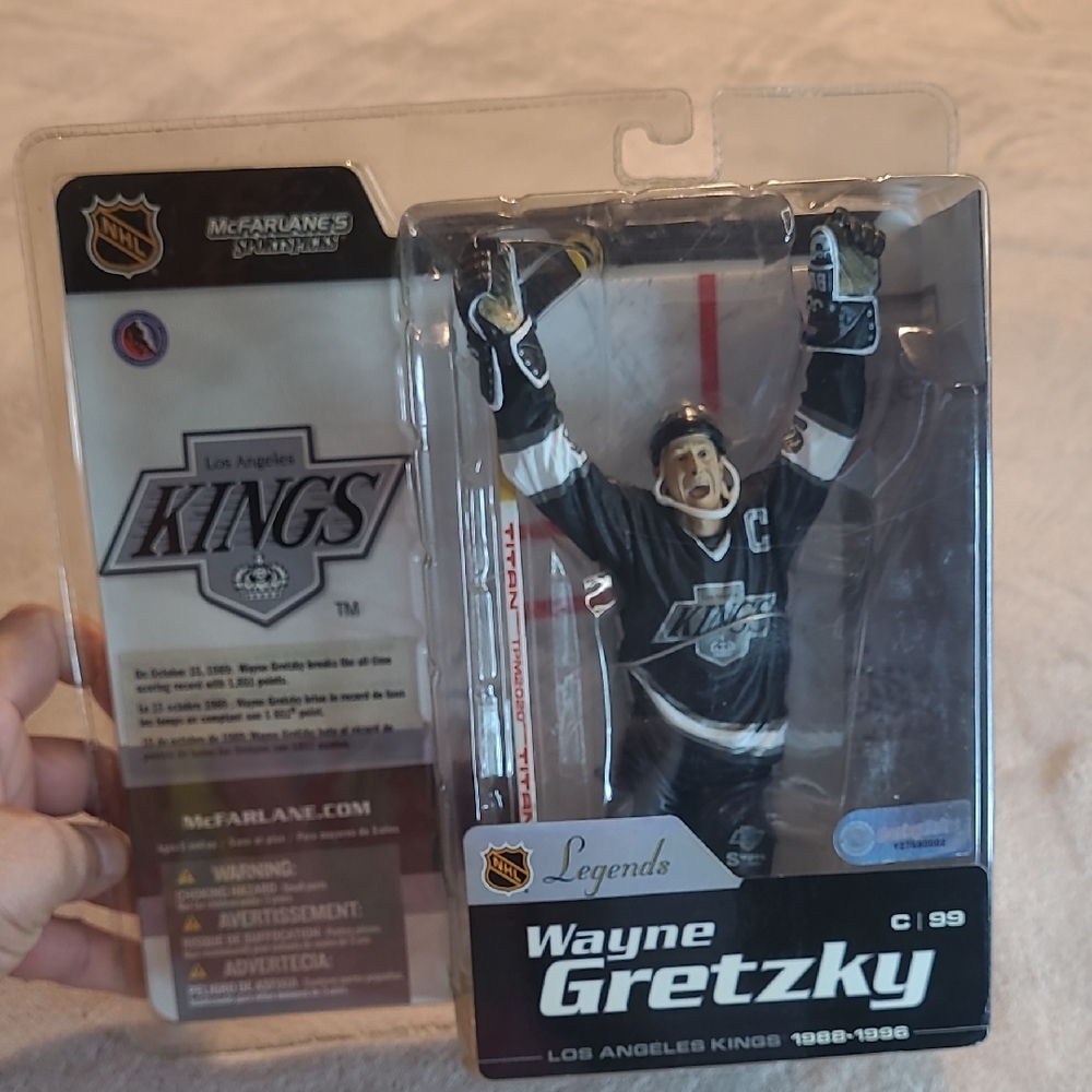 Wayne Gretzky Los Angeles Kings Action Figure